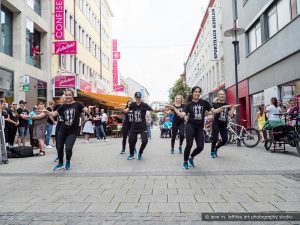 Read more about the article Aktionstag der PSD-Bank mit Dancefloor in der Bahnhofstraße