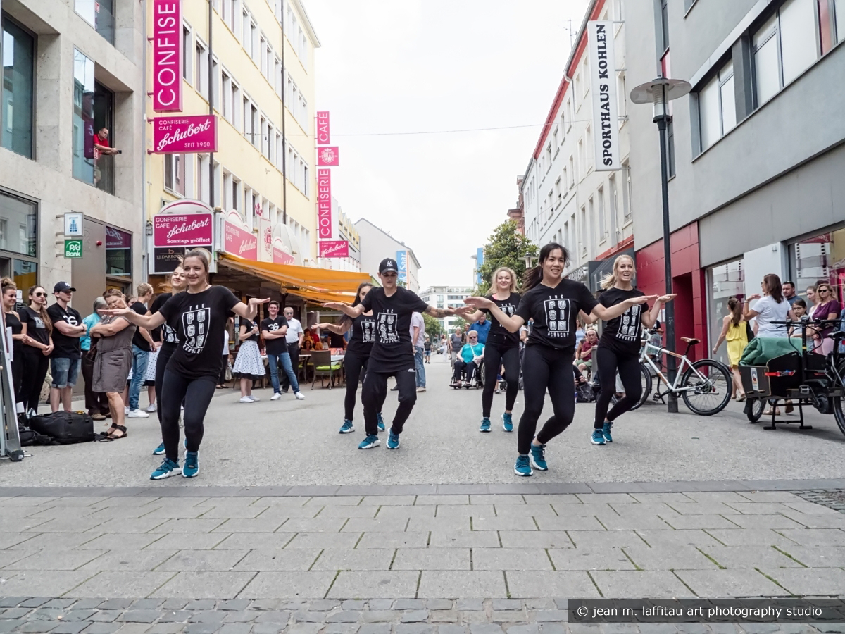 You are currently viewing Aktionstag der PSD-Bank mit Dancefloor in der Bahnhofstraße